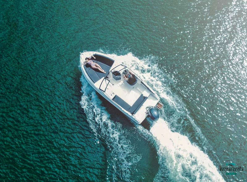 Mareti_650_-bowrider Mareti_650_-bowrider